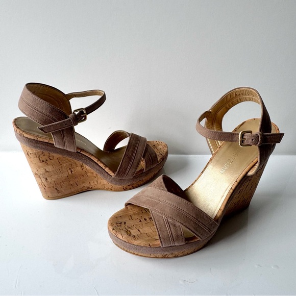 Stuart Weitzman Taupe Suede Ankle Strap Cork Wedge Sandals Size 9.5 M - Picture 5 of 11